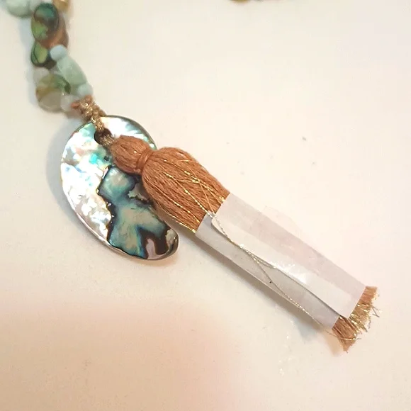 Chan Luu Elegant Green Amanzonite And Labradorite Beaded Necklace with Pendant - Picture 2 of 4